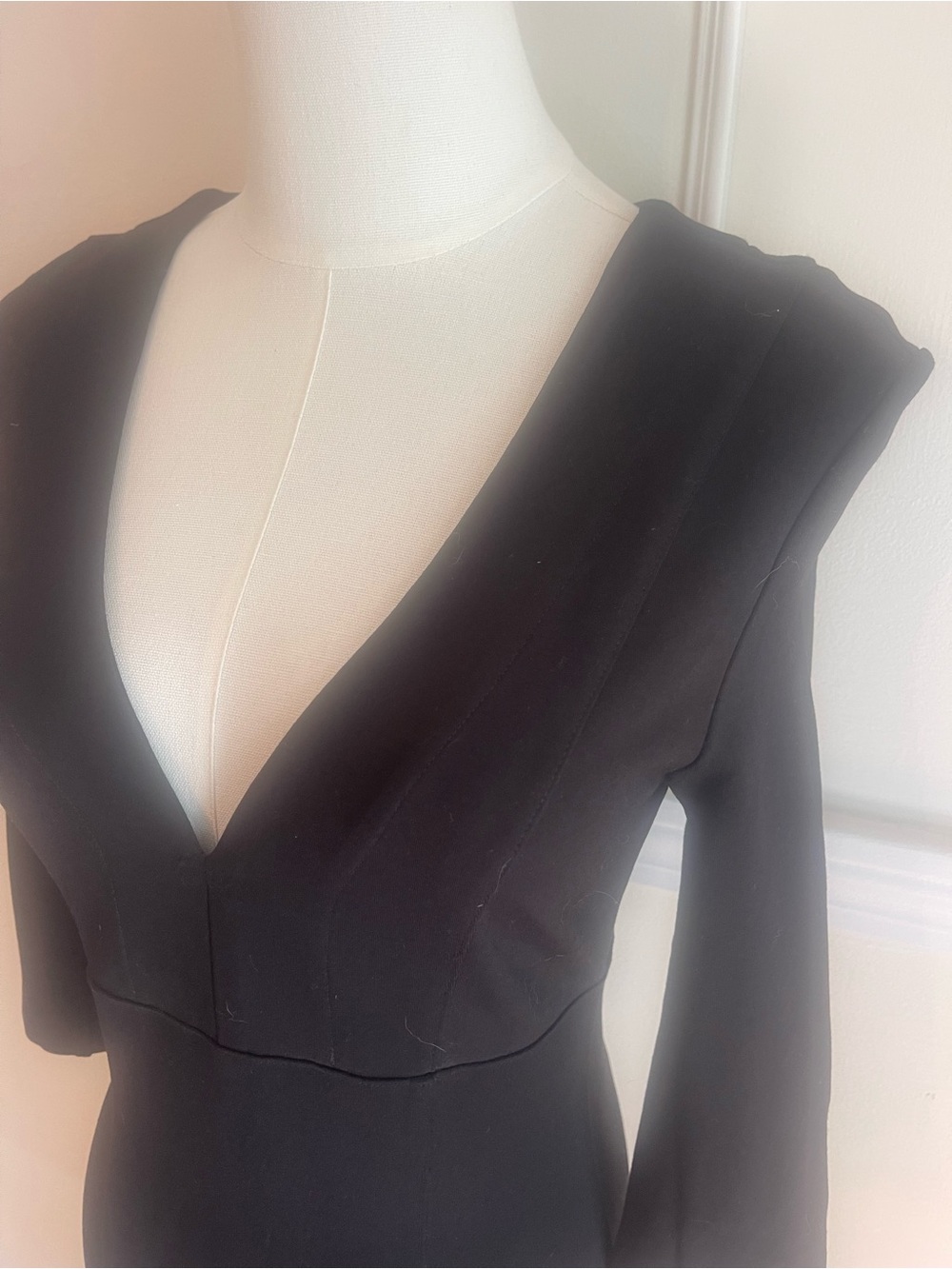 Pierre Balmain Black Long-Sleeve Plunge V-Neck Dress